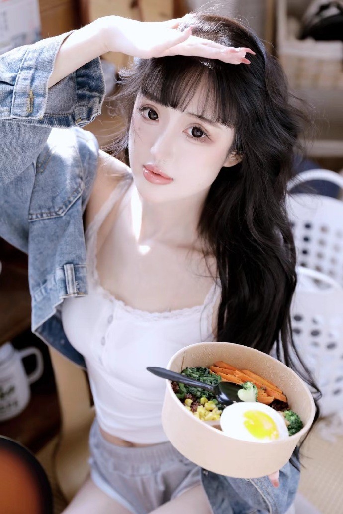 拳王邹市明与冉莹颖婚姻揭秘：从体坛模范夫妻到“有毒亲密关系”样本